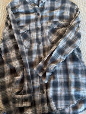 wild fable Gray and Black Plaid Button-Down Shirt